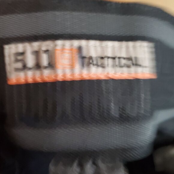 5.11 Tactical Pants Mens 38x32 Navy Blue Cargo Pockets Ripstop Workwear - Picture 3 of 13